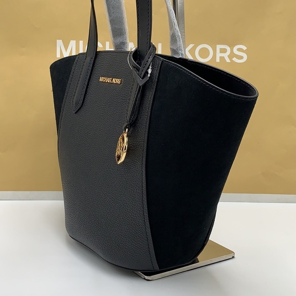 MICHAEL KORS PORTIA SMALL TOTE BLACK COLOR PEBBLED LEATHER/SUEDE - Picture 6 of 16
